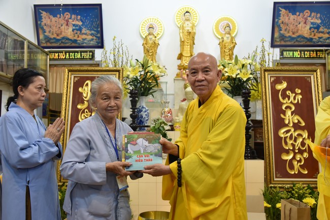The 5th Gratitude Ceremony to Buddhists at the Minh Chat ashram, Can Tho