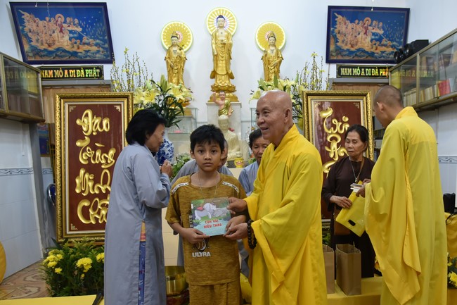 The 5th Gratitude Ceremony to Buddhists at the Minh Chat ashram, Can Tho