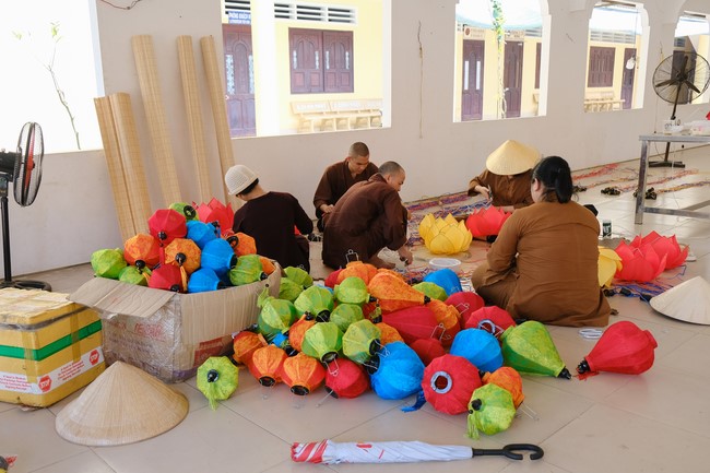 Preparation Activities to Welcome Year of Cat (part 3)