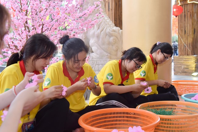 Preparation Activities to Welcome Year of Cat (part 3)