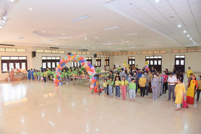 The Vovinam kung fu Class and Wisdom Nurturing class's Year-End Party