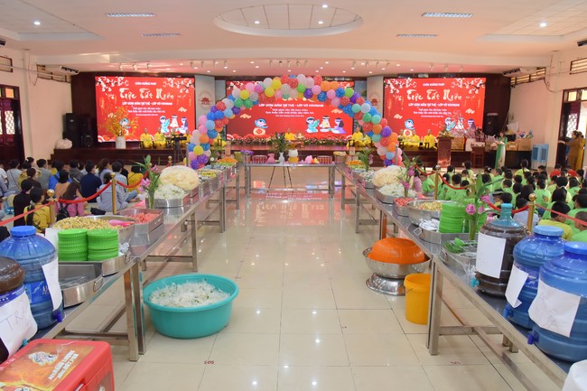 The Vovinam kung fu Class and Wisdom Nurturing class's Year-End Party