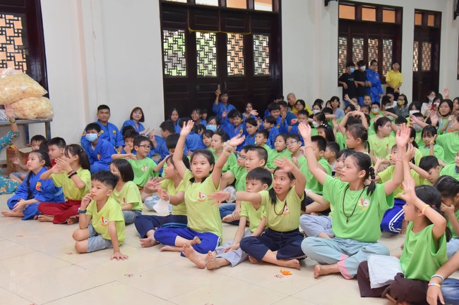 The Vovinam kung fu Class and Wisdom Nurturing class's Year-End Party