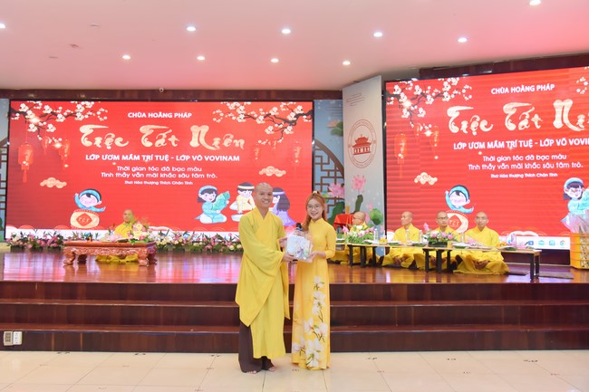 The Vovinam kung fu Class and Wisdom Nurturing class's Year-End Party