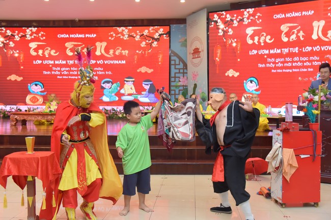 The Vovinam kung fu Class and Wisdom Nurturing class's Year-End Party