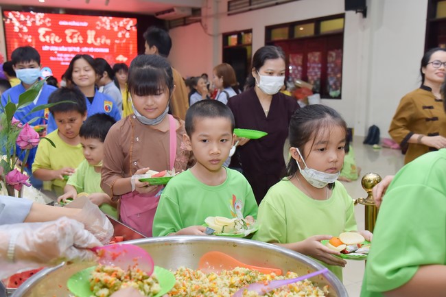 The Vovinam kung fu Class and Wisdom Nurturing class's Year-End Party