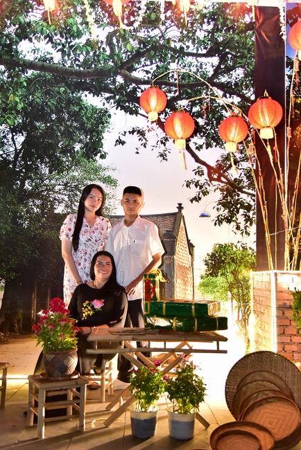 Toàn cảnh Chùa Hoằng Pháp lung linh trong những đêm cận Tết Quý Mão