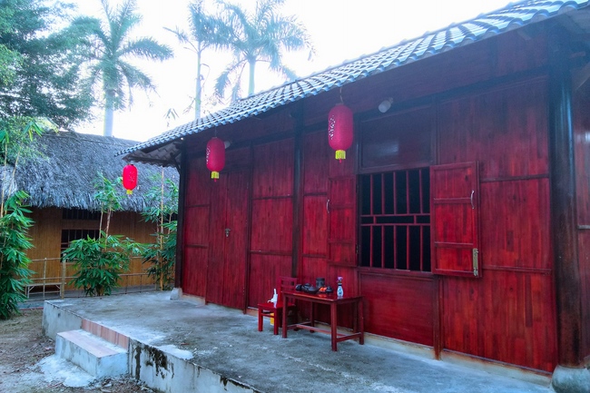 Thăm Thủy Hoa Viên