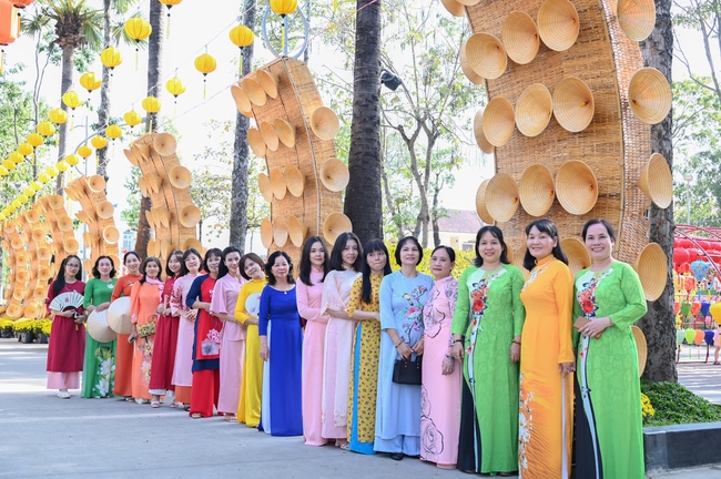 Sightseeing in spring 2023