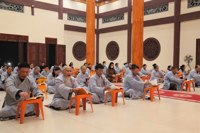 Chùa Giai Lam - Hà Tĩnh: Lễ sám hối