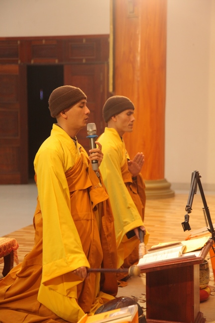 Chùa Giai Lam - Hà Tĩnh: Lễ sám hối