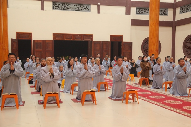 Chùa Giai Lam - Hà Tĩnh: Lễ sám hối