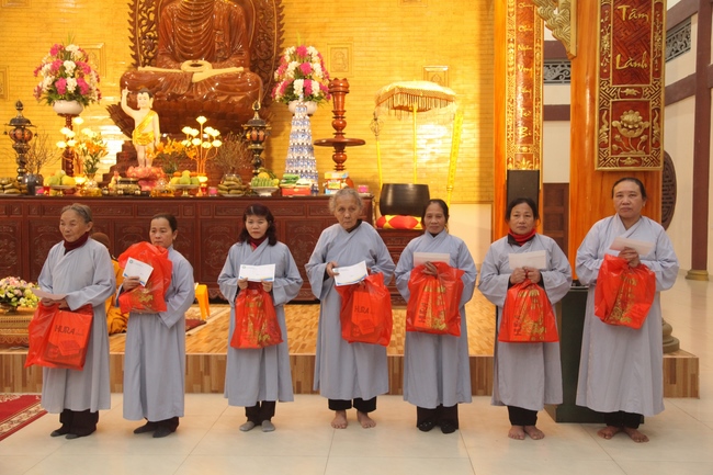 Chùa Giai Lam - Hà Tĩnh: Lễ sám hối