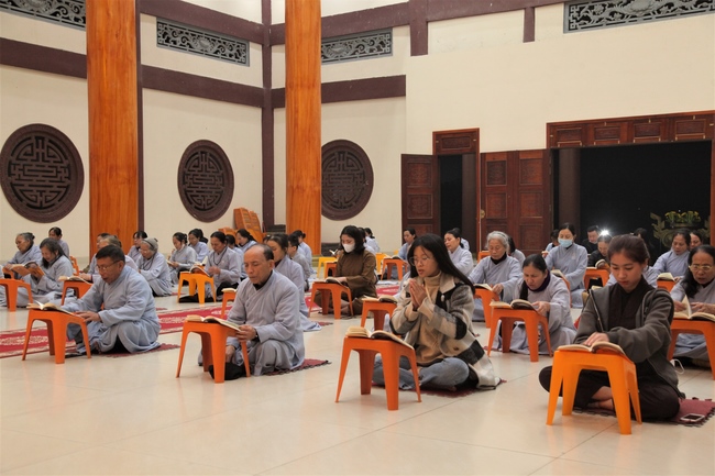 Chùa Giai Lam - Hà Tĩnh: Lễ sám hối