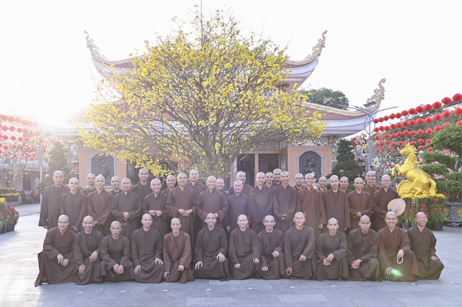 Welcome the Spring beside the Master