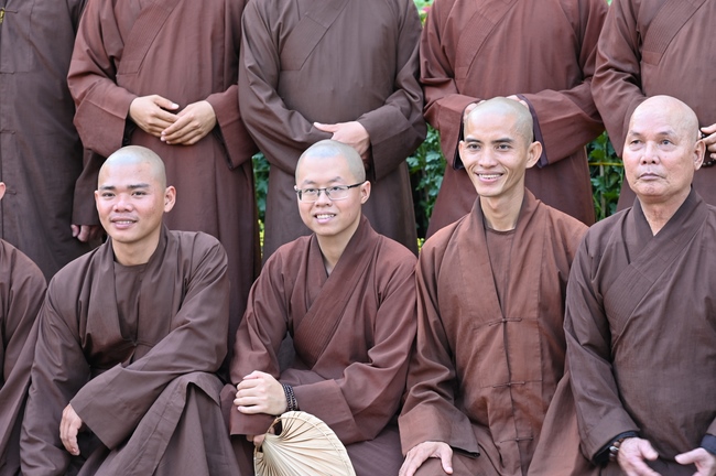 Welcome the Spring beside the Master