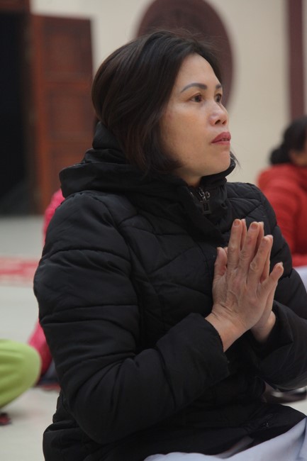 Welcoming New Year's Eve and the Lunar Year‘s First day at Giai Lam Pagoda - Ha Tinh
