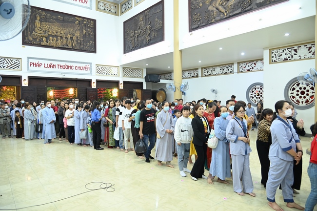 Đêm giao thừa chào đón năm Quý Mão