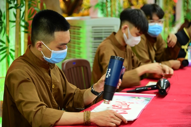 Đêm giao thừa chào đón năm Quý Mão