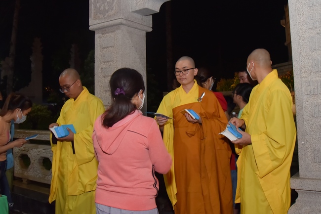 Đêm giao thừa chào đón năm Quý Mão