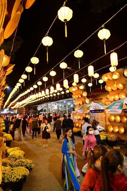 Đêm giao thừa chào đón năm Quý Mão