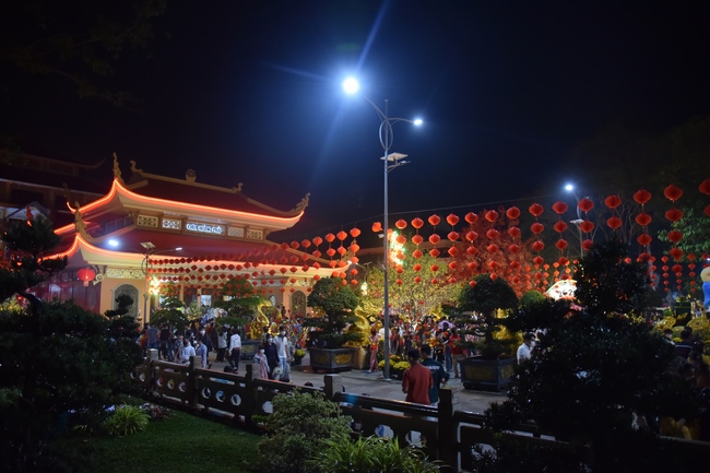 Đêm giao thừa chào đón năm Quý Mão