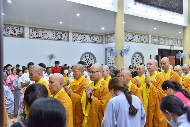 Đêm giao thừa chào đón năm Quý Mão