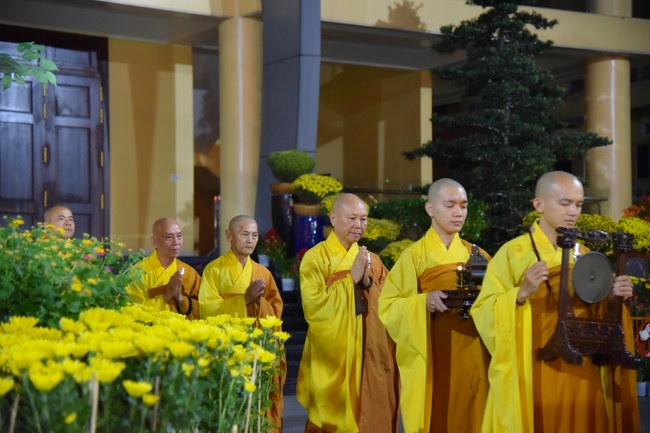 Đêm giao thừa chào đón năm Quý Mão