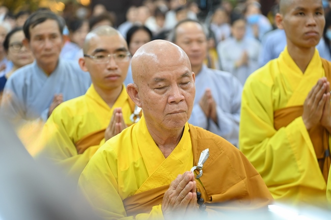 Đêm giao thừa chào đón năm Quý Mão