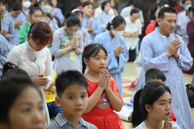 Đêm giao thừa chào đón năm Quý Mão
