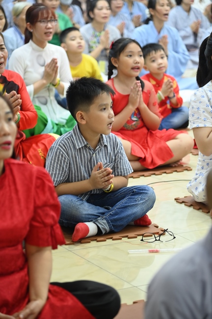 Đêm giao thừa chào đón năm Quý Mão