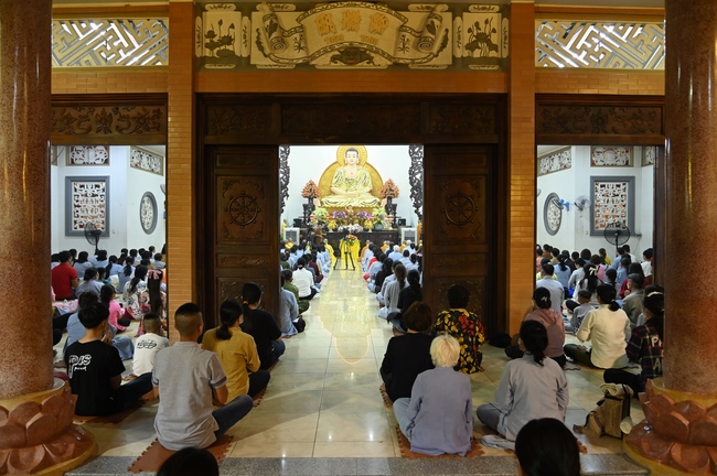 Đêm giao thừa chào đón năm Quý Mão