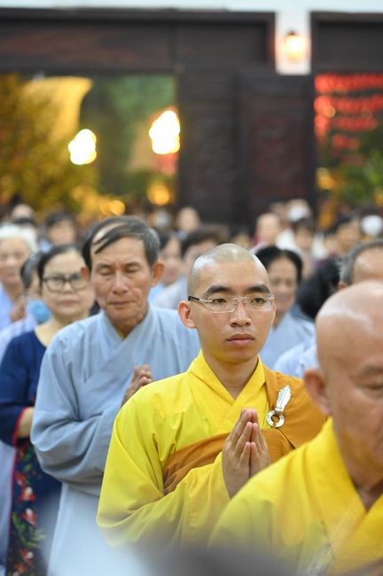 Đêm giao thừa chào đón năm Quý Mão