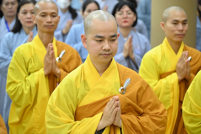 Đêm giao thừa chào đón năm Quý Mão