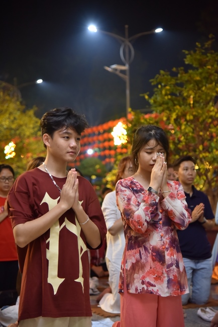 Đêm giao thừa chào đón năm Quý Mão