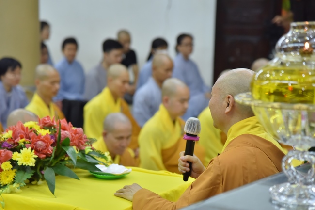 Đêm giao thừa chào đón năm Quý Mão