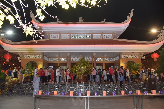 Đêm giao thừa chào đón năm Quý Mão