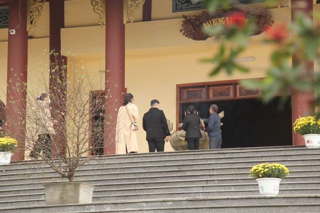 Chùa Giai Lam – Hà Tĩnh: Chùm ảnh Mồng hai tết.