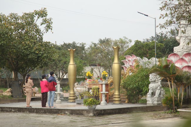 Chùa Giai Lam – Hà Tĩnh: Chùm ảnh Mồng hai tết.