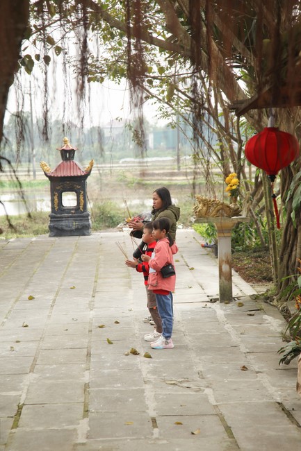 Chùa Giai Lam – Hà Tĩnh: Chùm ảnh Mồng hai tết.