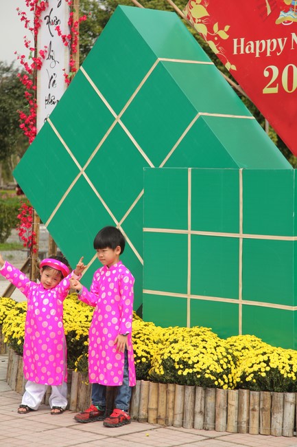 Chùa Giai Lam – Hà Tĩnh: Chùm ảnh Mồng hai tết.