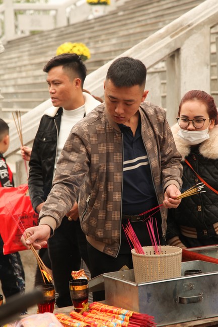 Chùa Giai Lam – Hà Tĩnh: Chùm ảnh Mồng hai tết.