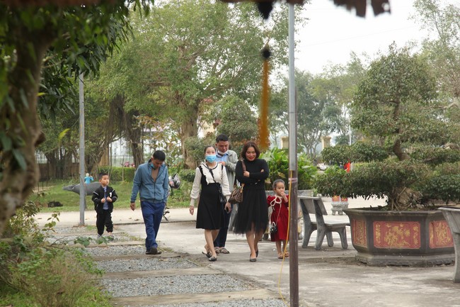 Chùa Giai Lam – Hà Tĩnh: Chùm ảnh Mồng hai tết.