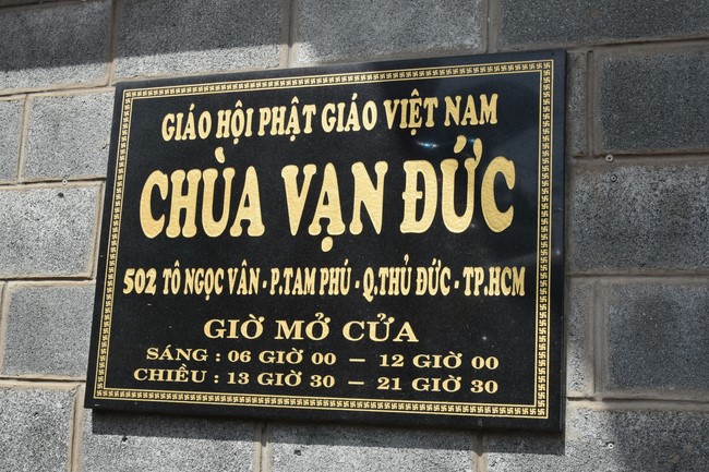 Pilgrimage at the beginning of Year of the Cat