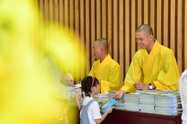 Series of photos on the 2nd day of Lunar New Year