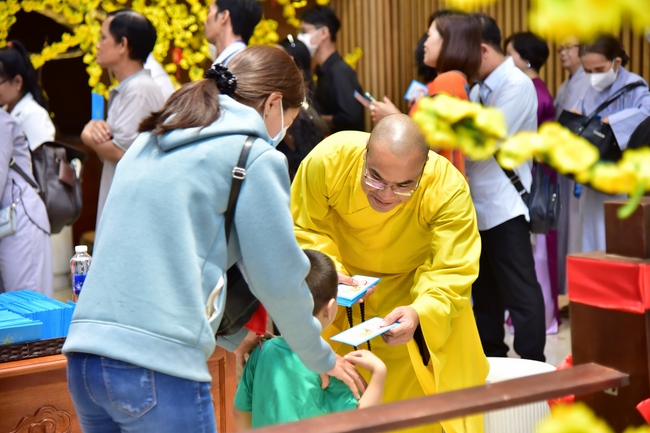 Series of photos on the 2nd day of Lunar New Year