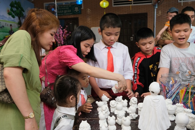 Series of photos on the 2nd day of Lunar New Year