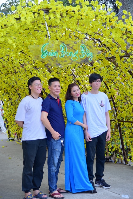 Series of photos on the 2nd day of Lunar New Year