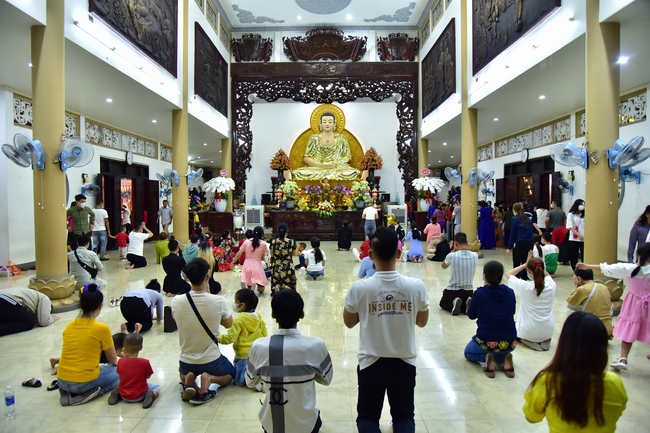 Series of photos on the 2nd day of Lunar New Year