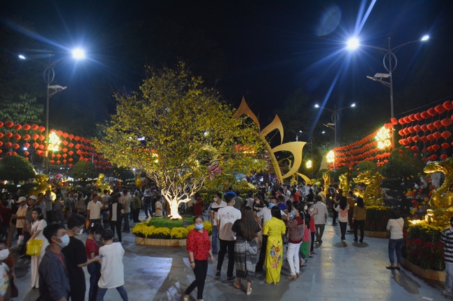 Series of photos on the 2nd day of Lunar New Year